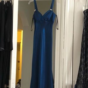 Elegant beautiful sparkly blue evening dress size